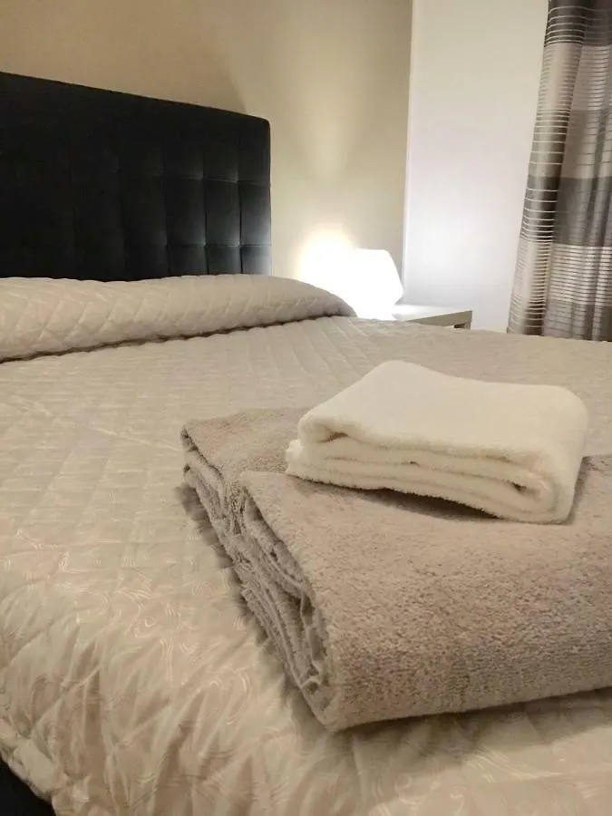 Apartment In Duomo Mediolan